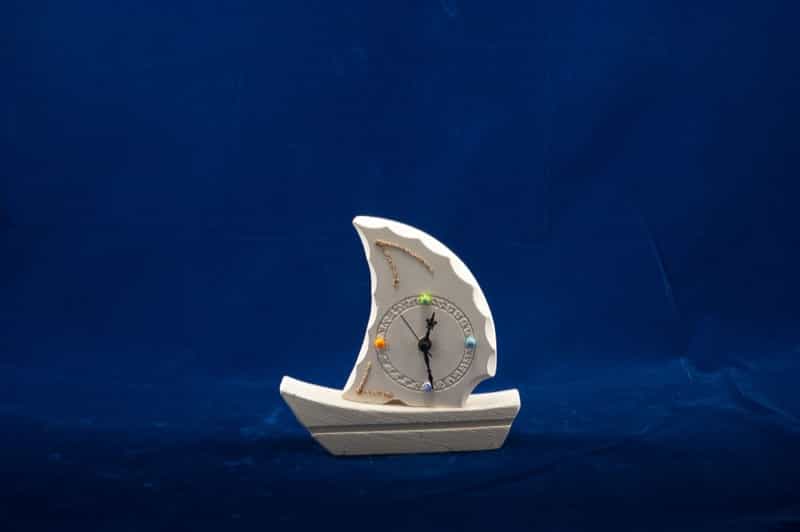 Orologio barca pietra